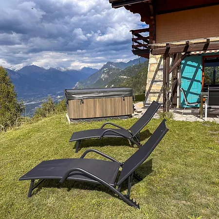 Chalé L'aiglon Valais - Vue, Confort, Jacuzzi Grône