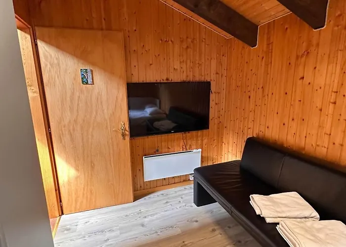 L'aiglon Valais - Vue, Confort, Jacuzzi Grône