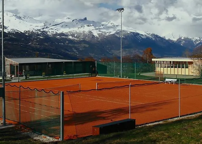 L'aiglon Valais - Vue, Confort, Jacuzzi Chalé Grône