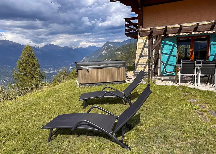 Chalé L'aiglon Valais - Vue, Confort, Jacuzzi Grône